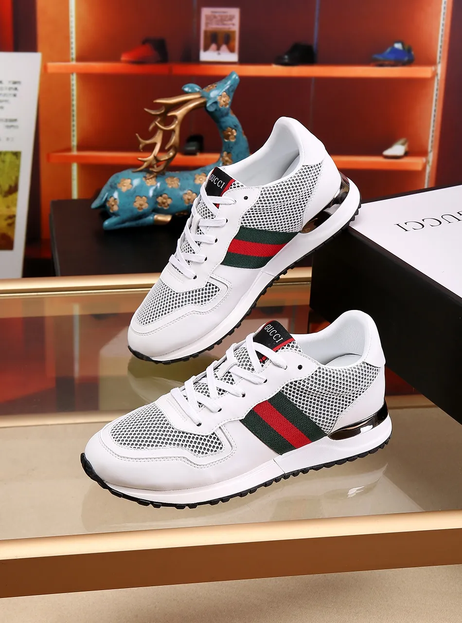 Factory price: 400💰 (GUCCI) The latest summer model from the official website🎁🎁casual and fashionable men's shoes👟, hot style💥The version is simple and elegant, exclusive for trendy men, trendy mesh fabric ➕The inner lining is made of sheepskin, soft and comfortable, black and white two-color optional, code number: 38-44, customized 45